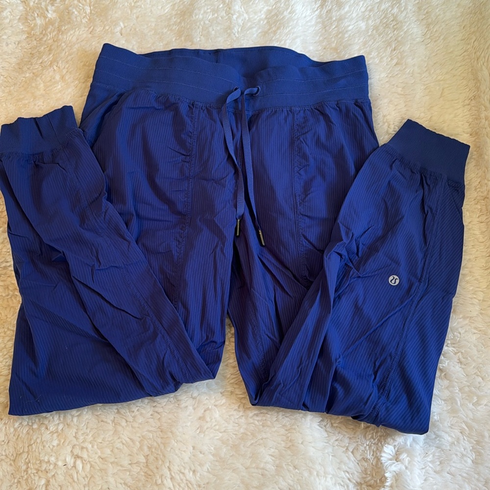 Lululemon Dance Pants size 10 blue